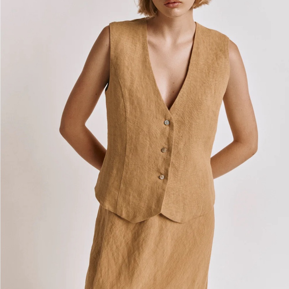 VRG GRL HAZEL LINEN VEST OCHRE